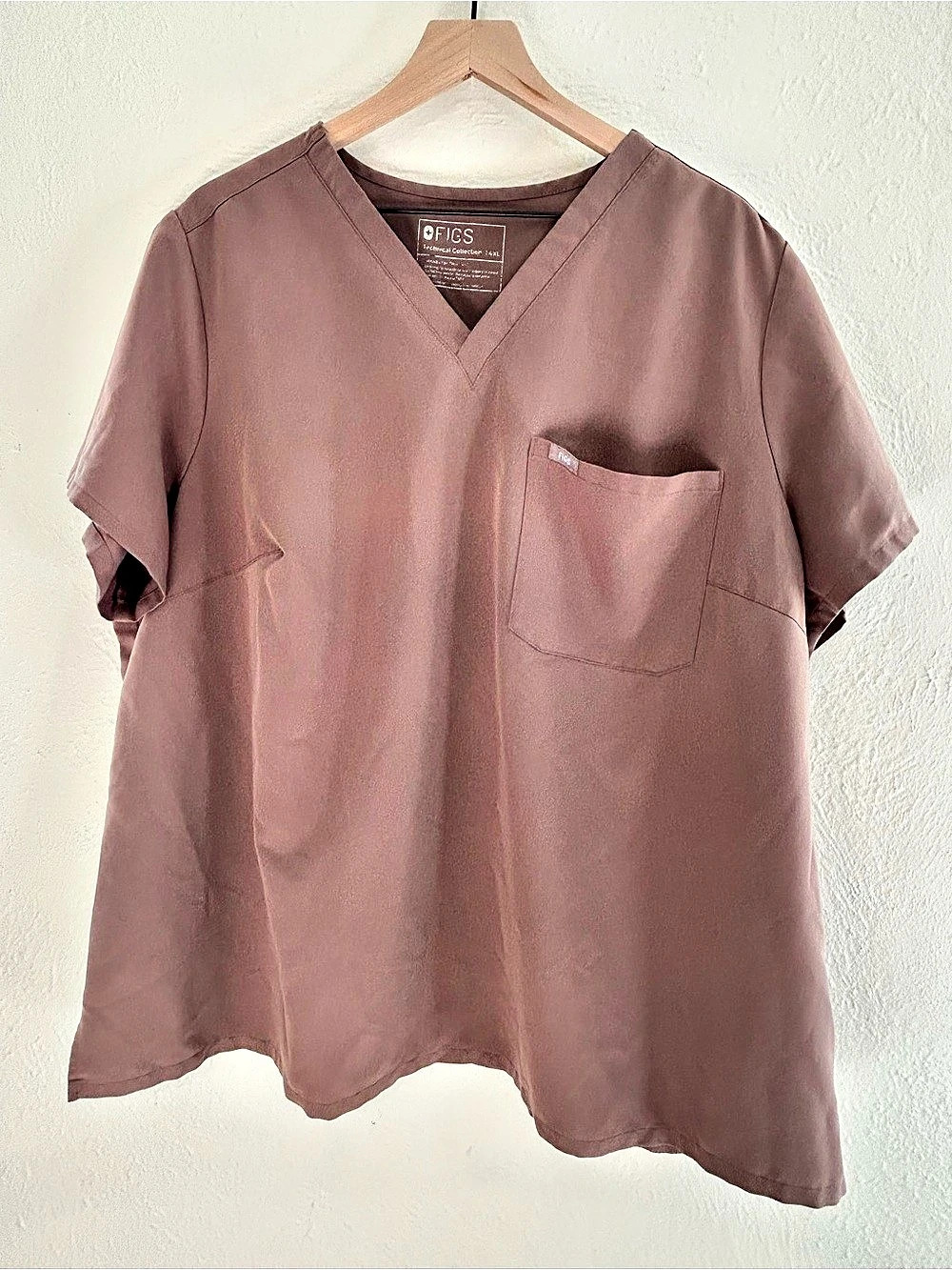 FIGS Technical Collection 4XL Short Sleeve V-Neck Scrub Top Healthcare Medical